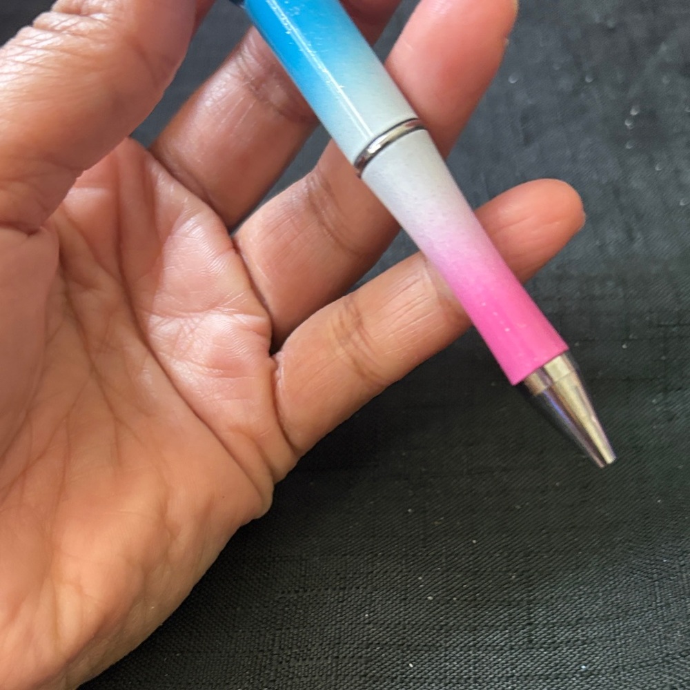 Colorful Pen - Picture 3 of 6